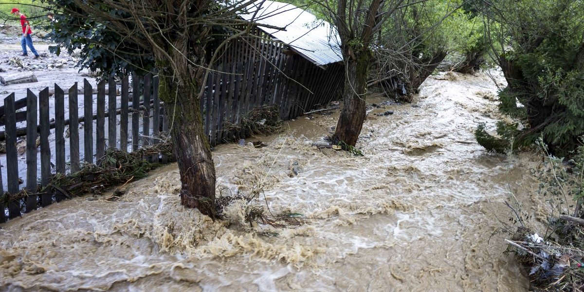 ILUSTRATIE_INUNDATII_01_INQUAM_Photos_Casian_Mitu.jpg - JurnalUrban