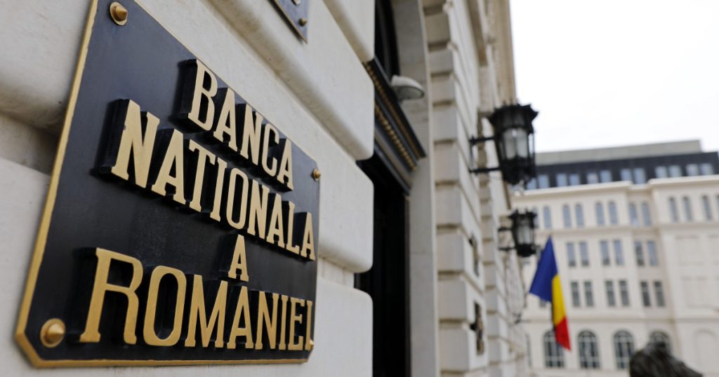 Rezervele valutare ale BNR au atins 64,8 miliarde euro. Aurul României?