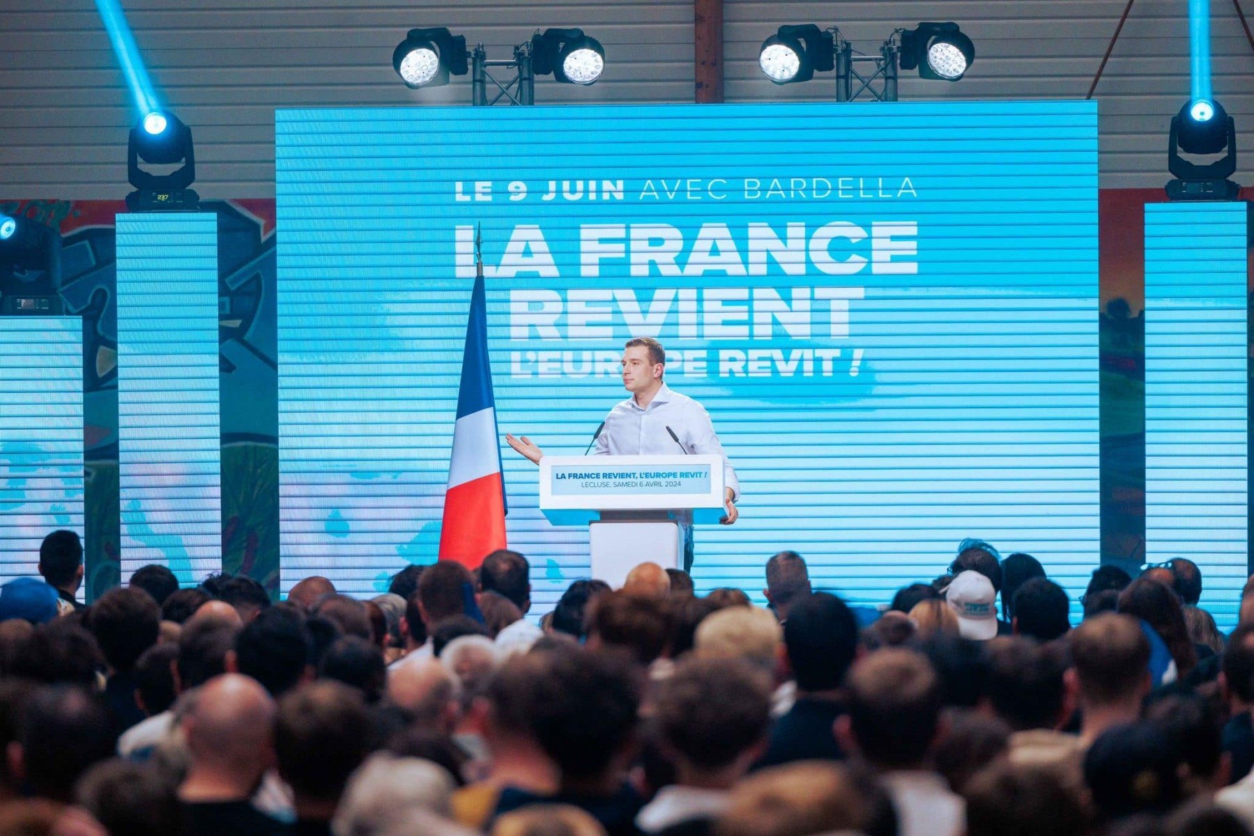 Liderul extremiștilor europeni reacționează dur la amenințările lui Trump privind Groenlanda Jordan Bardella, unul dintre principalii lideri ai scenei politice din Europa de Est și președinte al partidului francez de extremă dreaptă Rassemblement National (RN), a lansat un avertisment clar în urma recentei declarații a fostului președinte american Donald Trump, referitoare la insula Groenlanda