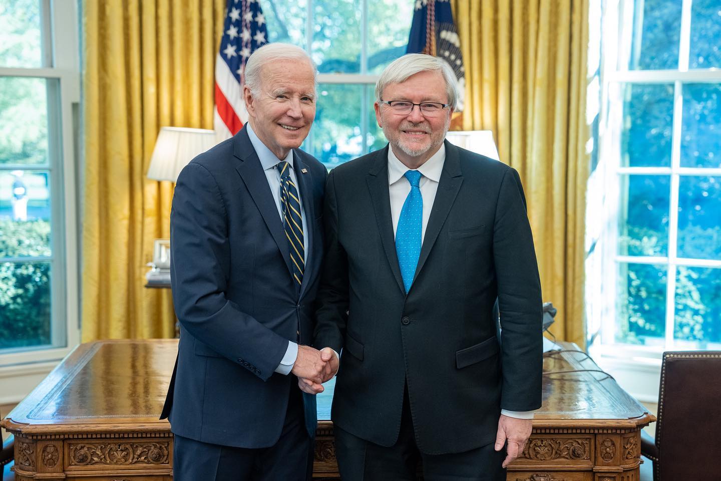 Kevin Rudd, fostul prim-ministru al Australiei și actualul ambasador al țării în Statele Unite, a demisionat din postul său, lăsând comunitatea internațională și pe oficialii americani surprinși de această decizie