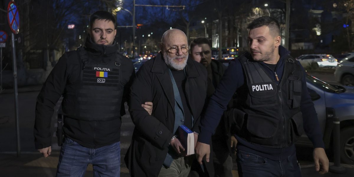 BREAKING. Medicul Cristian Andrei, dus în cătușe la Poliție, după ce a fost acuzat de agresiuni sexuale și viol