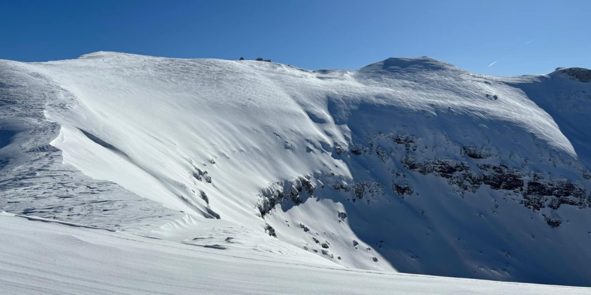 Muntii-Bucegi.jpeg - JurnalUrban