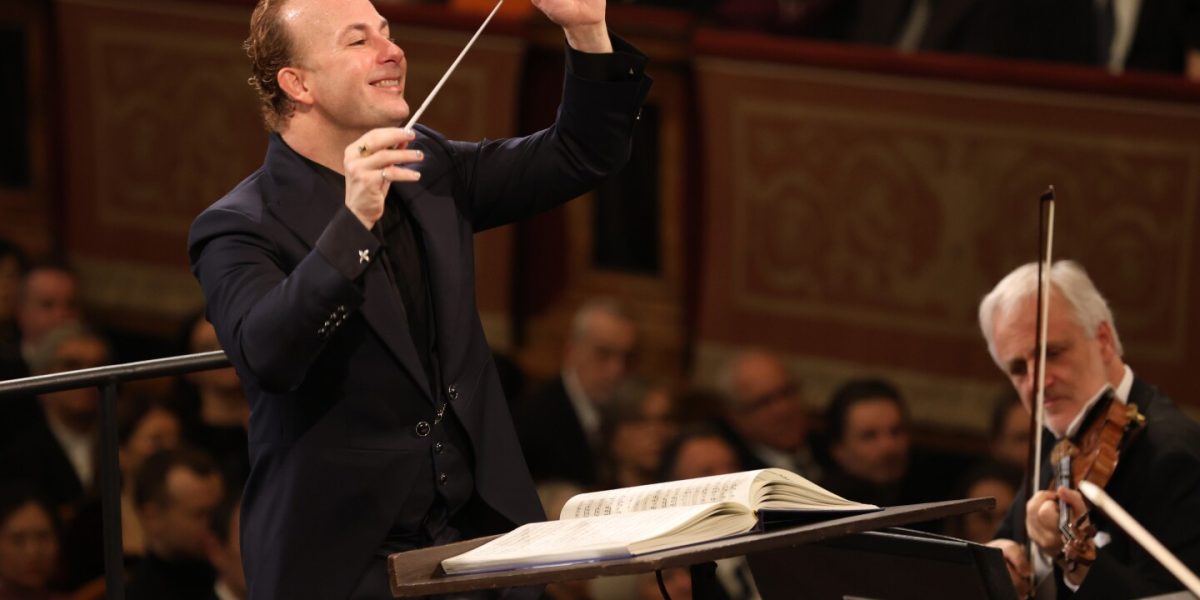 Nézet-Séguin takes complicated path to Vienna New Year’s concert