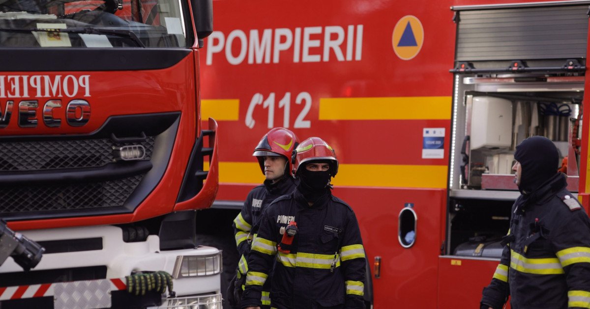 Un adolescent de 16 ani găsit mort într-un incendiu la Brașov Un tragedie s-a petrecut în localitatea Satul Nou, județul Brașov, unde un adolescent de 16 ani a fost găsit mort luni dimineață într-o locuință cuprinsă de flăcări