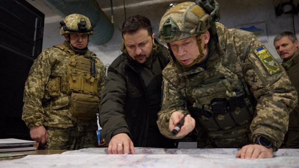 Atacul rusesc cu rachetă hipersonică Oreşnik, una dintre cele mai avansate arme ale Rusiei, a fost efectuat recent în apropierea frontierei Ucrainei cu Uniunea Europeană, un fapt care ridică semne de întrebare cu privire la escaladarea conflictului din regiune