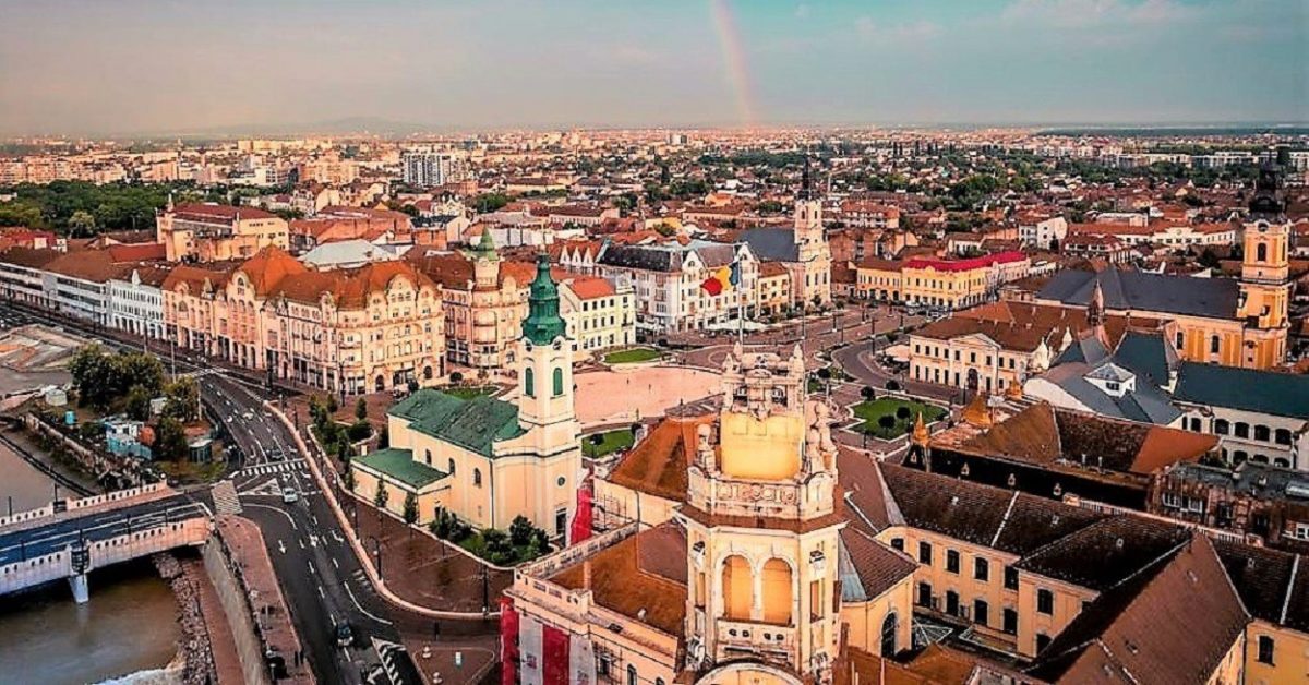 Consiliul Local Oradea a decis joi să anuleze datoriile mici ale cetățenilor și agenților economici către bugetul local, o mișcare aprobată cu scopul de a ușura situația financiară a celor în dificultate și de a elibera fondurile de cu efect redus asupra bugetului municipal