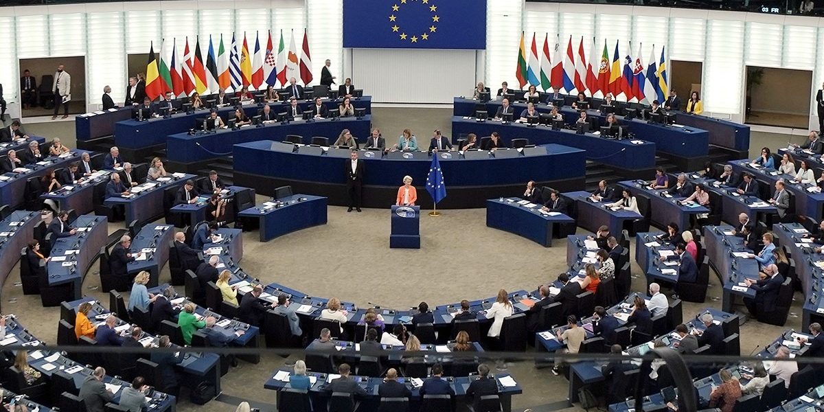 Parlamentul-European.jpg - JurnalUrban