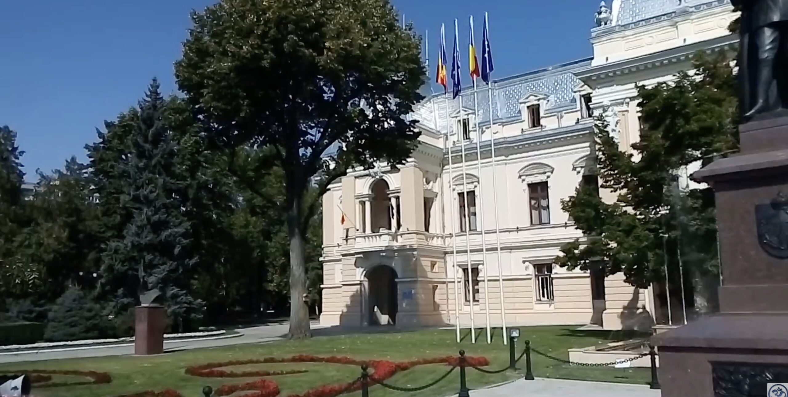 Primăria Iași intenționează să pună capăt unei situații extrem de controversate legate de tarifele la apă și canalizare, un motiv de nemulțumire în rândul cetățenilor și al reprezentanților locali de mai mult timp
