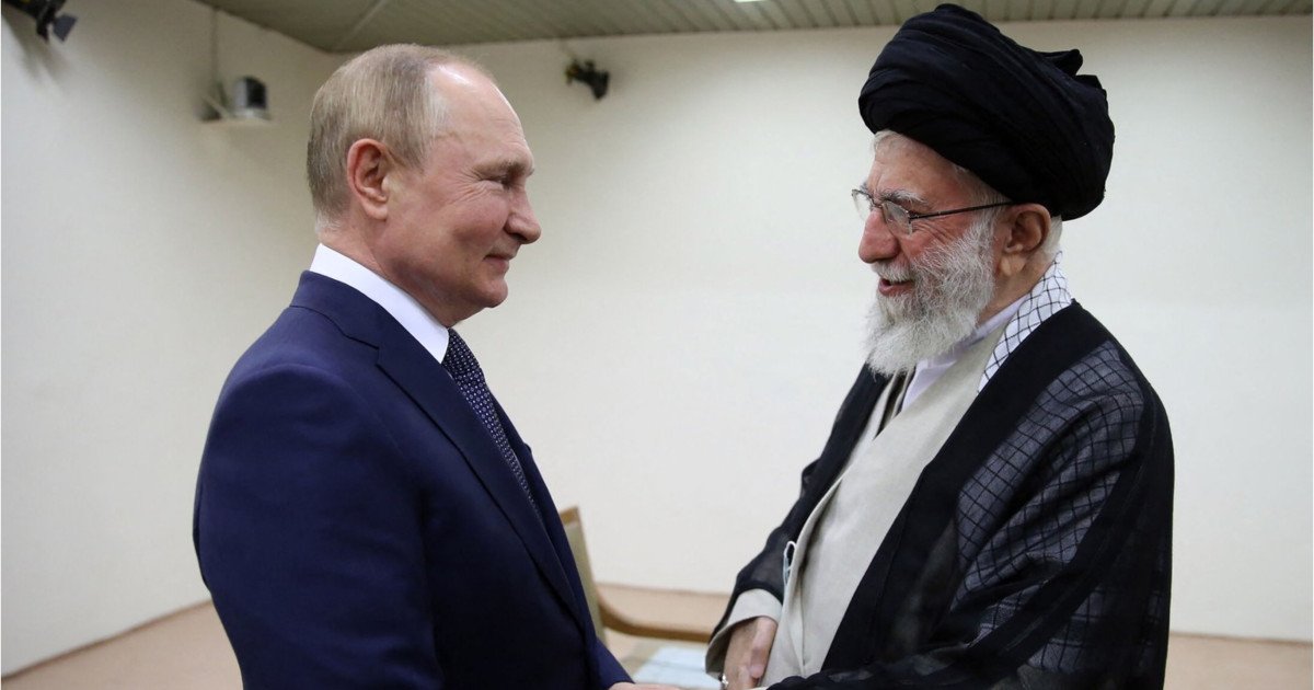 Vladimir Putin e gata să „trădeze” Iranul pentru a-și salva relațiile cu Donald Trump (Bloomberg)