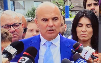 Rareș Bogdan (PNL): "Cere clarificări liderilor, acuză vizitele controlorilor la - JurnalUrban