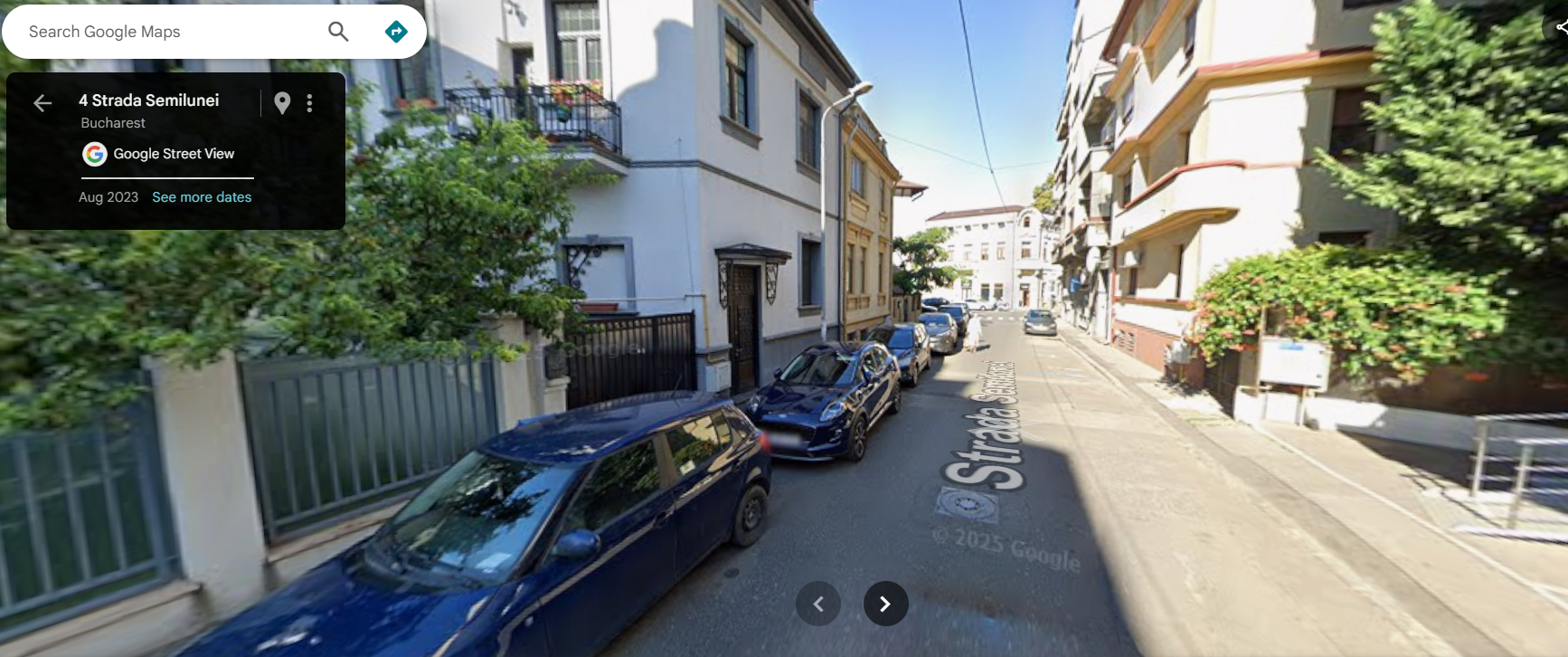 Locuitorii străzii Semilunei din Sectorul 2, București, trăiesc de mai bine de trei luni în întuneric, din cauza unor probleme vechi ale iluminatului public care încă nu și-au găsit rezolvare