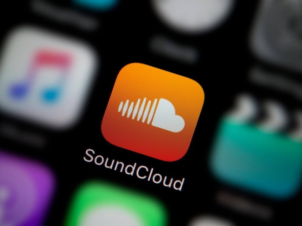 Breșă de securitate la SoundCloud: când datele publice devin arme pentru escroci Un incident de securitate la una dintre cele mai populare platforme muzicale online scoate la iveală pericolele ascunse ale riscurilor digitale moderne