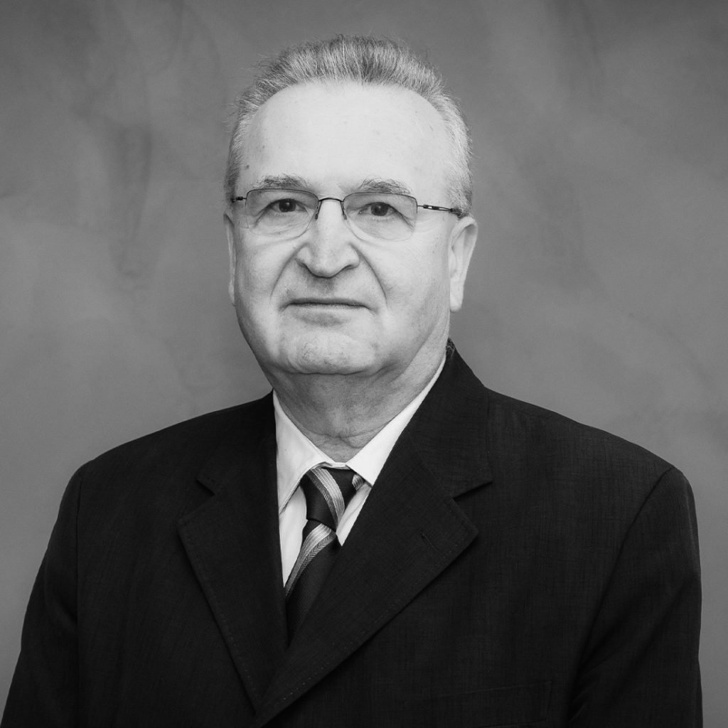 Adaptându-ne la Euro – Viitorul Proiect de Țară După ce Bulgaria a devenit al 21-lea stat membru al Zonei Euro la începutul anului 2026, fostul negociator-şef al României cu Uniunea Europeană, Vasile Puşcaş, sugerează că terenul este pregătit pentru ca ţara noastră să îşi stabilească un nou obiectiv îndrăzneţ – pășirea pe cvartetul Zona Euro