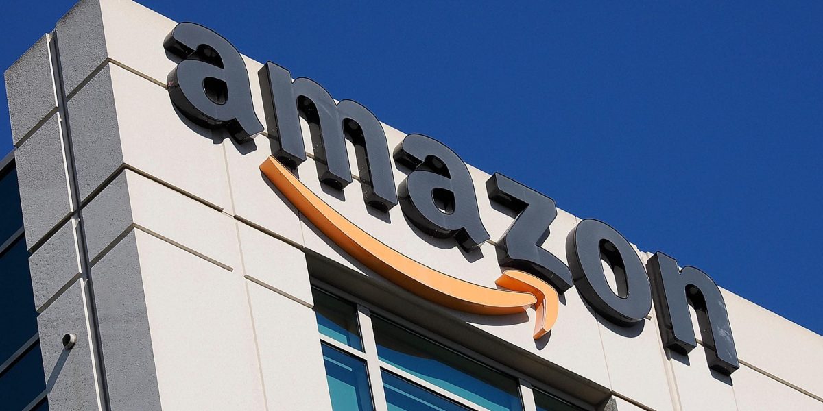 amazon-concediaza-oameni-inteligenta-artificiala-scaled.jpg - JurnalUrban