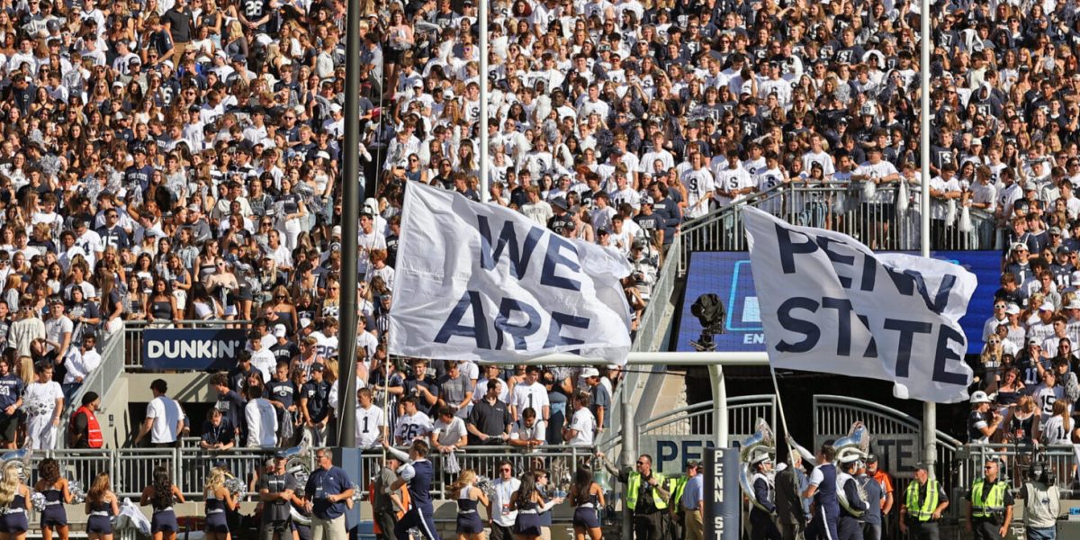 burdick-nevada-beaver-stadium-we-are-penn-state-flags-scaled.jpg - JurnalUrban