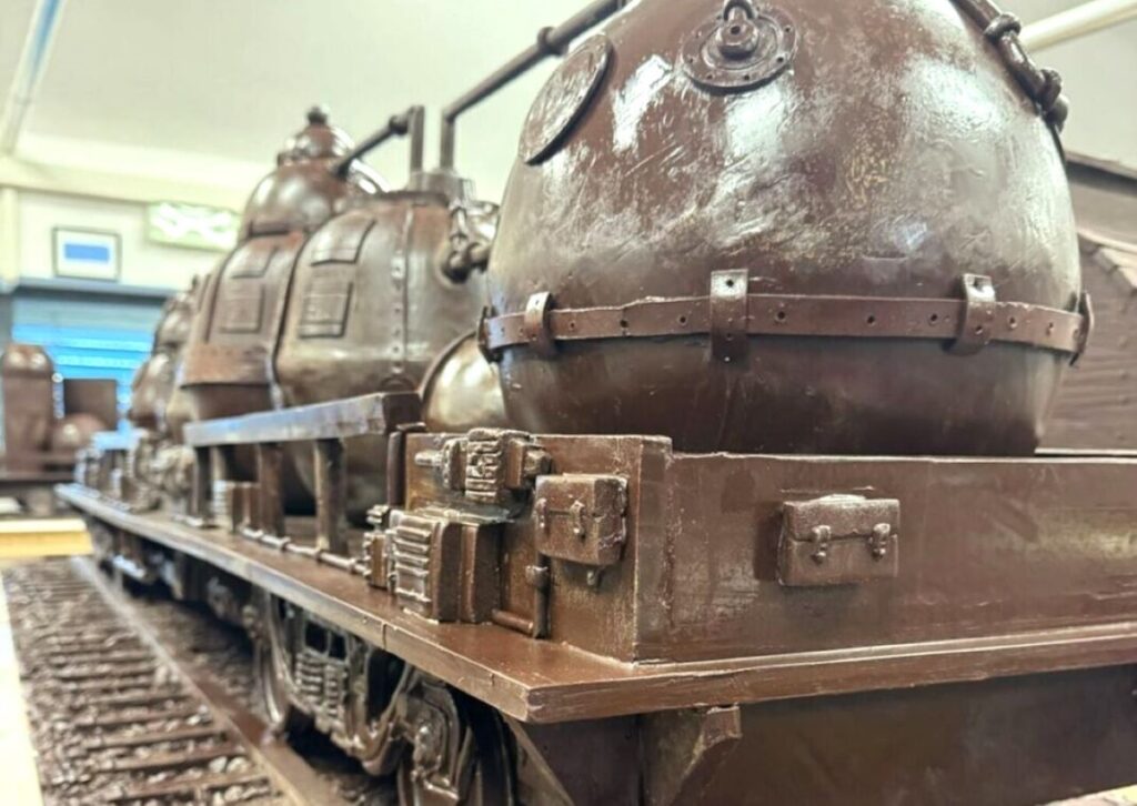 Winter Games Express, cel mai lung tren de ciocolată, va fi expus la Milano pentru inaugurarea JO 2026
