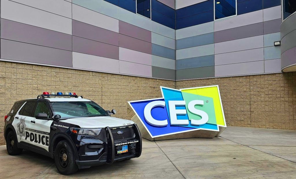 CES 2026: Trecerea la era „physical AI” și noile dimensiuni ale tehnologiei de consum Desfășurat anual în inima Las Vegasului, CES a devenit în ultimii ani mai mult decât un simplu salon de gadgeturi, transformându-se într-un barometru al tendințelor tehnologice pe termen lung
