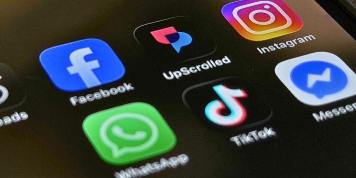 competitie-tiktok-upscrolled.jpg - JurnalUrban