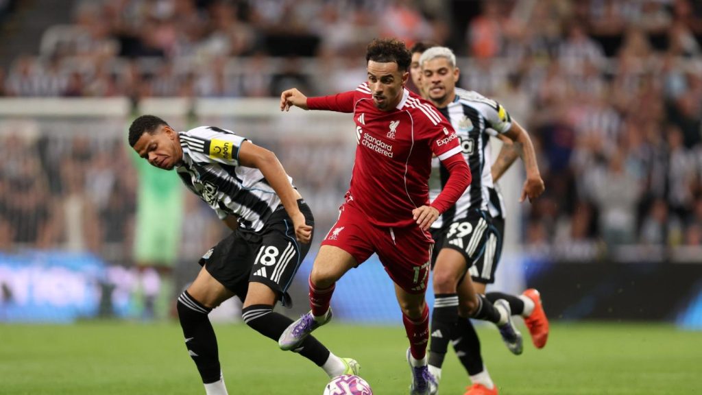 Cine sunt absenții Liverpool-ului? Problemele din echipă se adâncesc Liverpool se confruntă cu o serie de absențe importante în lot, ceea ce îngrijorează fanii echipei