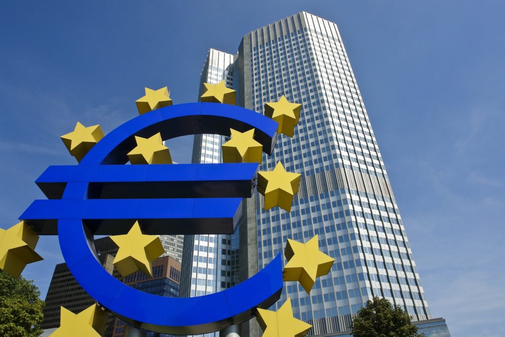 Europa se află în fața unui moment de cotitură economică, marcând începutul unei perioade de reconsiderare profundă a modelului său de creștere și stabilitate