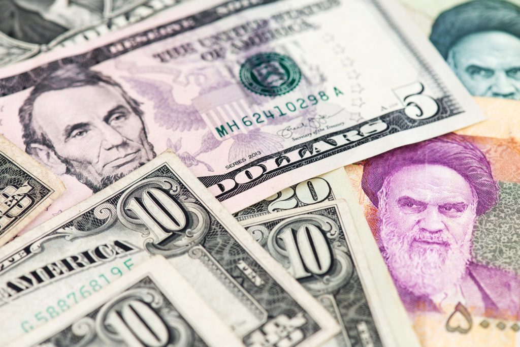 Creșterea îngrijorătoare a ieșirilor de capital din Iran atrage atenția Washingtonului Tensiunile cresc în Iran, iar gestul elitelor conducătoare de a scoate masiv capital din țară devine tot mai alarmant pentru comunitatea internațională