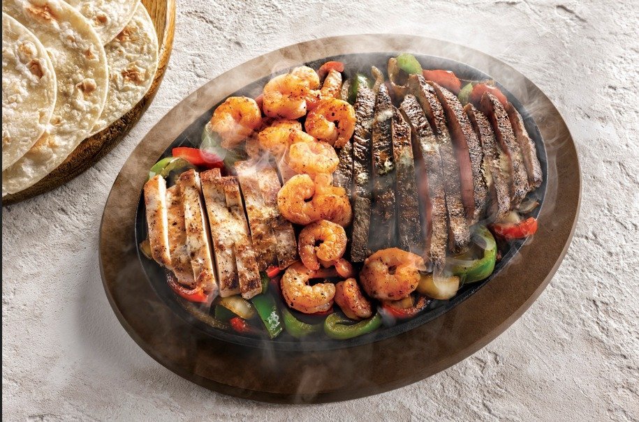 Lanțul american Chili’s intră pe piața din România cu o abordare centrată pe sustenabilitate și susținerea producătorilor locali O nouă prezență pe piața locală a sectorului de restaurante se pregătește să își facă intrarea oficială în țară