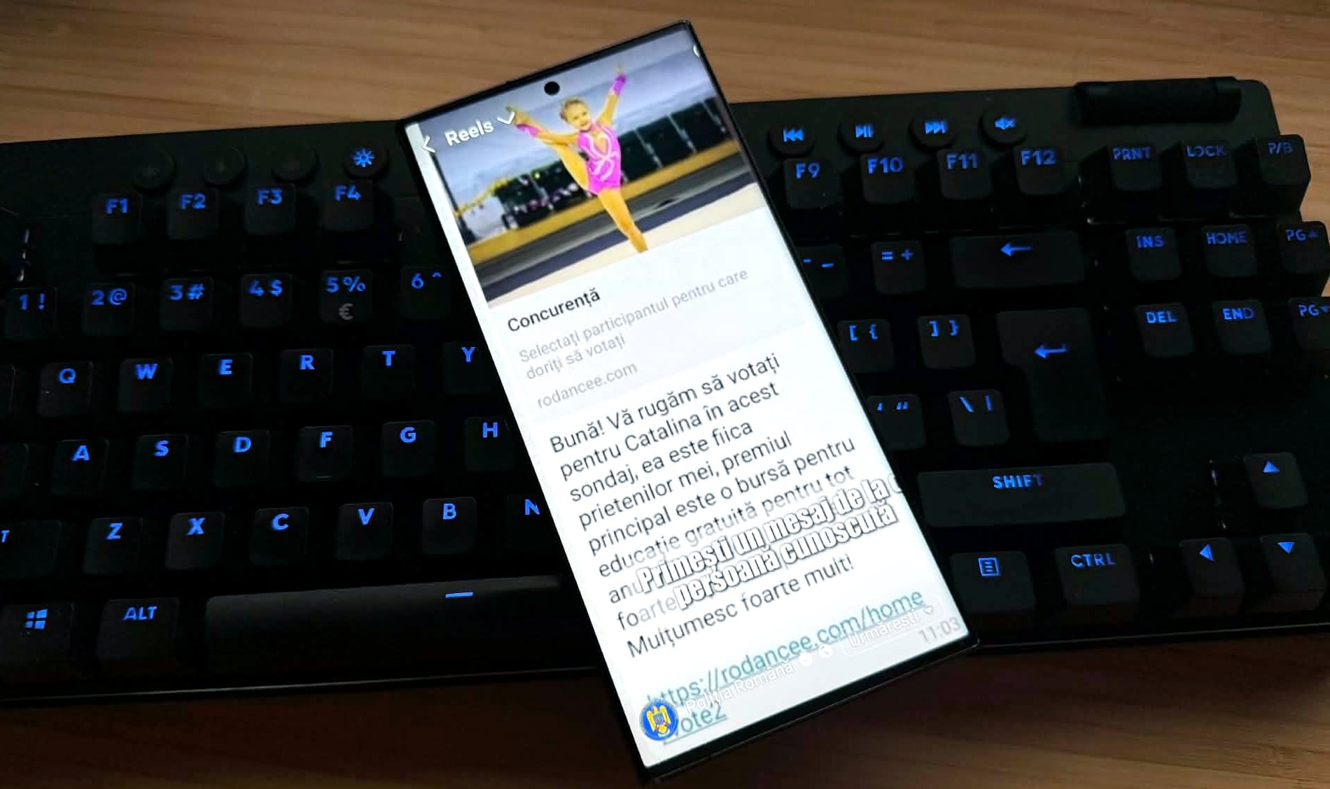 Schema “votului” pe WhatsApp revine în forță, iar pericolul nu constă neapărat în înșelătoria în sine, ci în consecințele pe termen lung pentru utilizatori