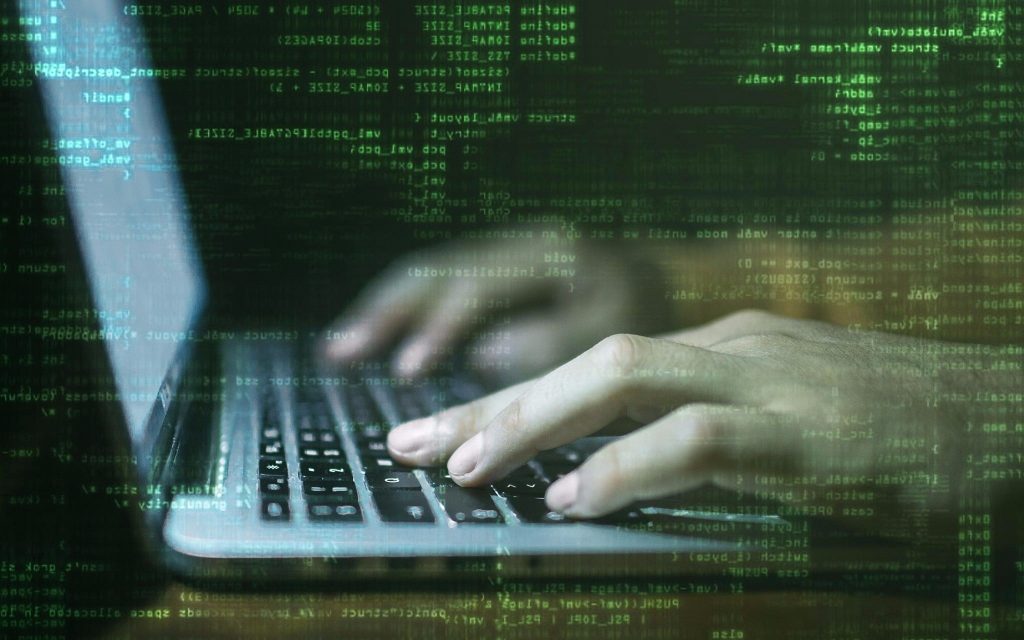 2025 – Anul în care “amenințările” digitale s-au dovedit a fi mai mult o evoluție a aceleiași rețele de vulnerabilități vechi, decât o revoluție tehnologică