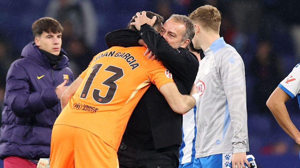 Barcelona își consolidează lideratul în LaLiga cu o victorie dramatică Barcelona a obținut o victorie crucială pe terenul rivalilor de la Espanyol, scor 2-0, consolidându-și astfel poziția de lider în LaLiga