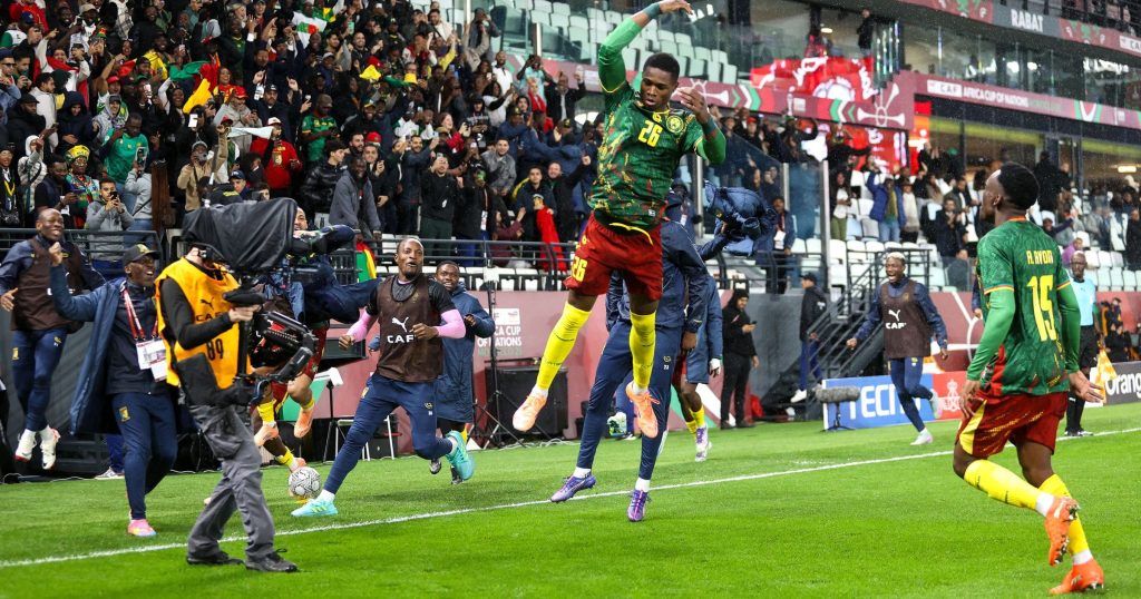 Camerun s-a impus cu 2-1 în fața Africii de Sud și s-a calificat în sferturile Cupei Africii pe Națiuni, după un meci plin de intensitate și momente decisive