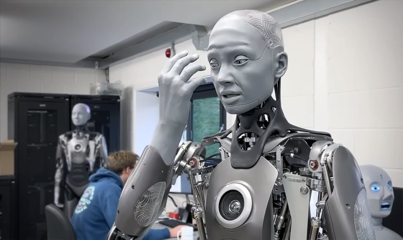 O echipă de ingineri de la Universitatea din Glasgow a făcut un pas remarcabil în domeniul roboticii, demonstraând o tehnologie care putea părea science-fiction până nu demult: un fel de „piele electronică” capabilă să simtă durere și să reacționeze în mod reflex, asemănător oamenilor