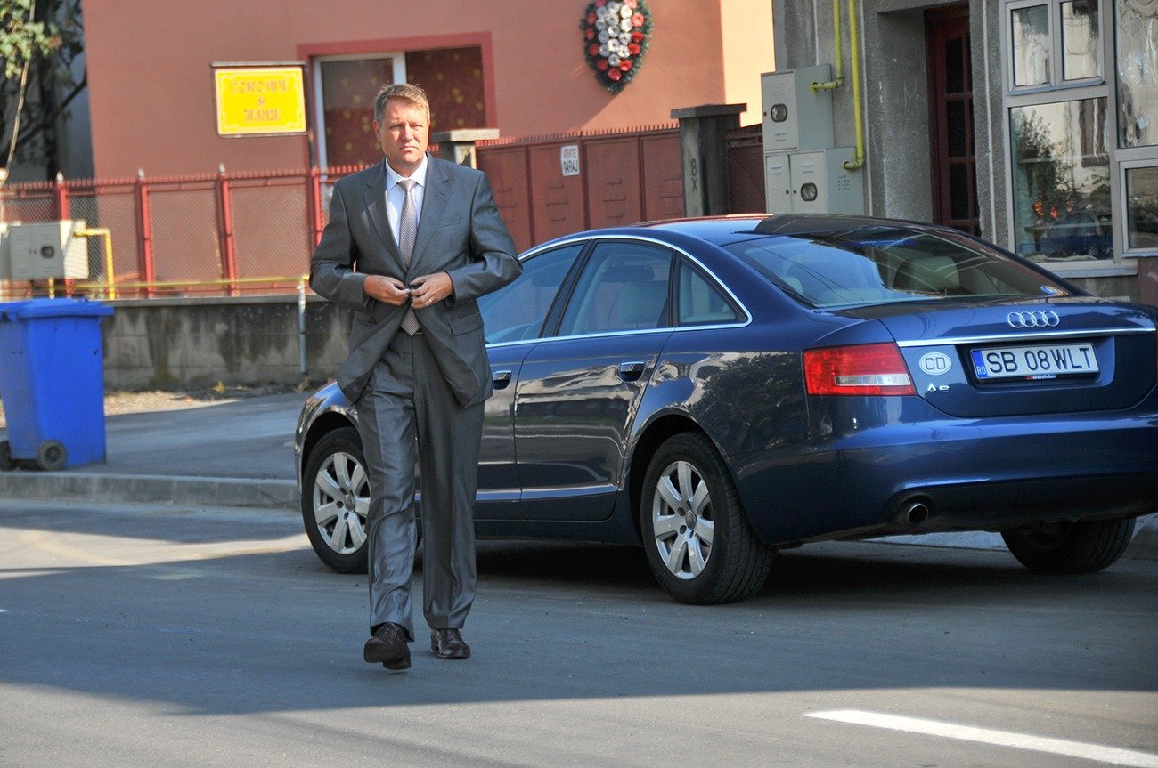 Primul autoturism occidental din parcul auto al Primăriei Sibiului, scos la licitație Un eveniment important pentru nostalgia automobilistică din orașul Sibiu anunță Primăria, prin intermediul anunțurilor oficiale: un automobil de epocă, model Audi A6 din 2005, va fi scos la licitație