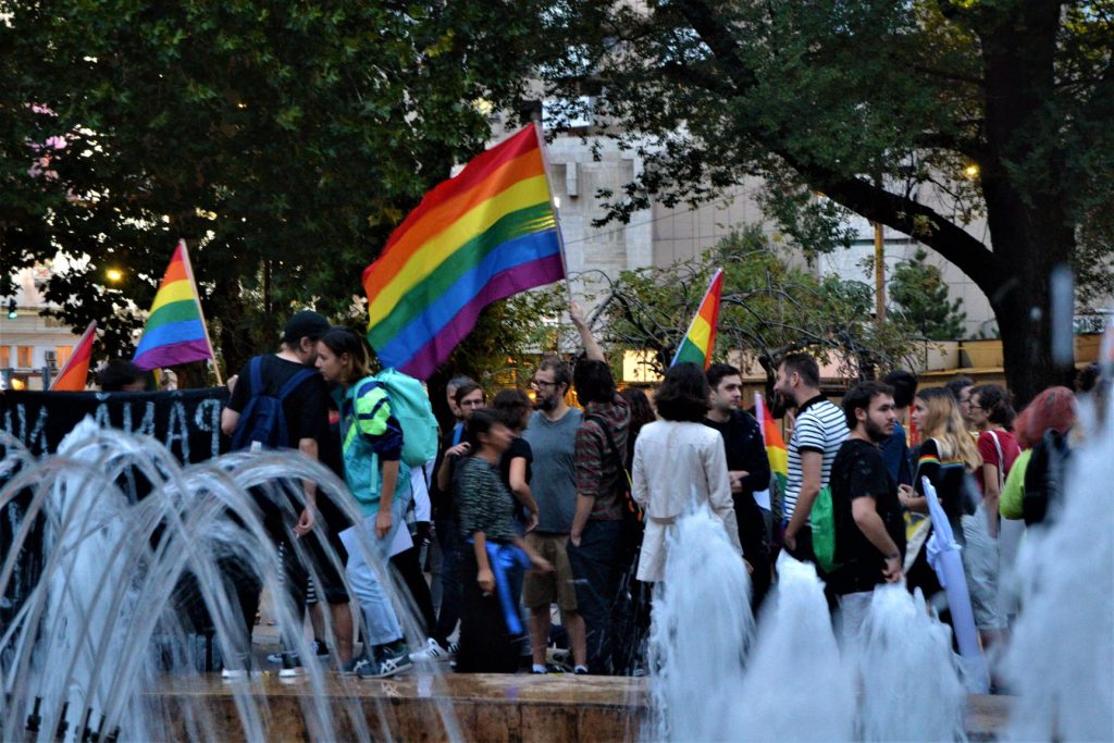Elveția întreprinde măsuri ferme pentru combaterea urii motivate de orientarea sexuală și identitatea de gen, adoptând primul său plan național de acțiune împotriva infracțiunilor motivate de ură împotriva persoanelor LGTBIQ