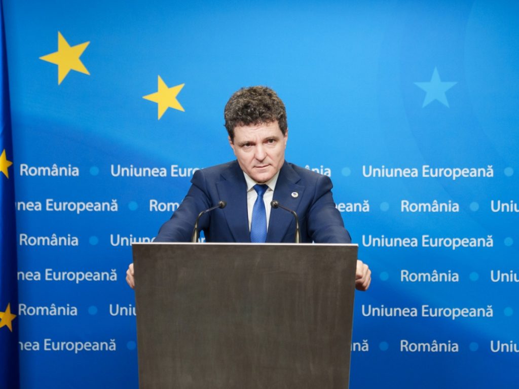 Nicușor Dan participă la reuniunea liderilor europeni pentru susținerea Ucrainei, într-un moments-cheie al sprijinului internațional Primarul Capitalei, Nicușor Dan, va fi prezent marți la Palatul Élysée din Paris pentru o reuniune de importanță majoră, la care vor participa lideri ai statelor membre ale „Coaliției de Voință” (Coalition of the Willing)