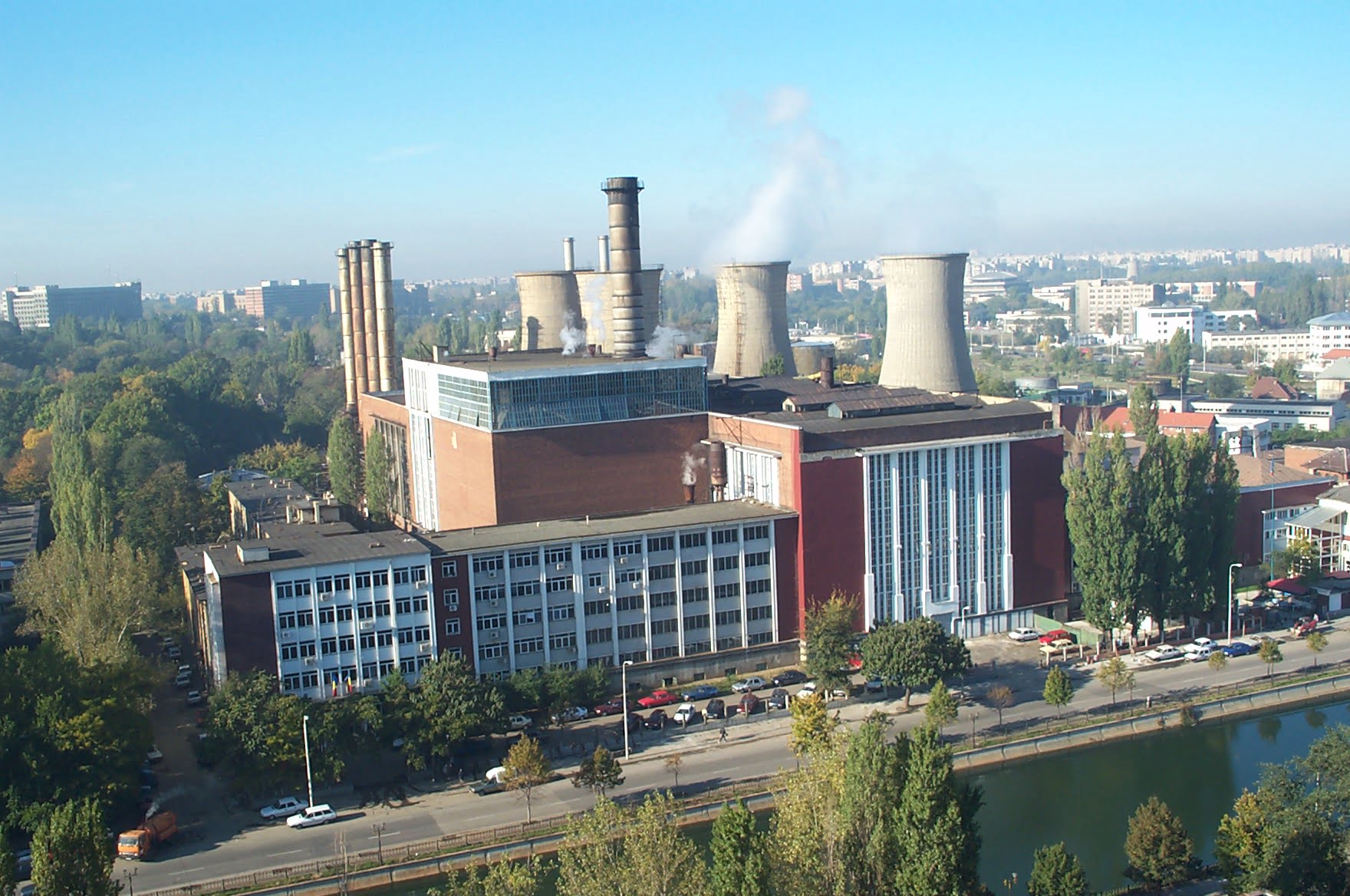 Guvernul României a decis să aloce 150 de milioane de lei pentru susținerea sistemului de termoficare din Capitală, o măsură menită să amelioreze criza energetică cu care se confruntă Bucureștiul în această iarnă
