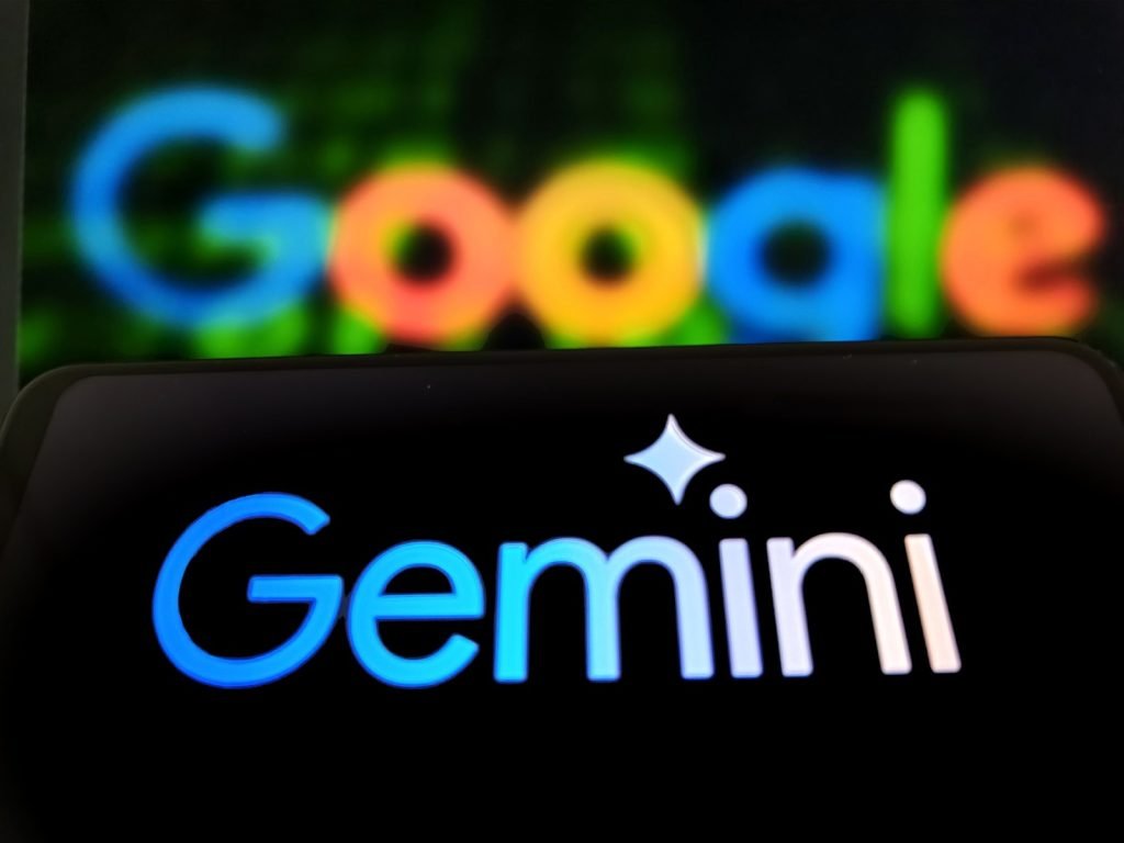 Apple și Google încheie un parteneriat strategic pentru avansarea tehnologiei AI Gigantii tech Apple și Google au anunțat oficial semnarea unui parteneriat menit să revoluționeze modul în care utilizatorii interacționează cu dispozitivele și serviciile lor