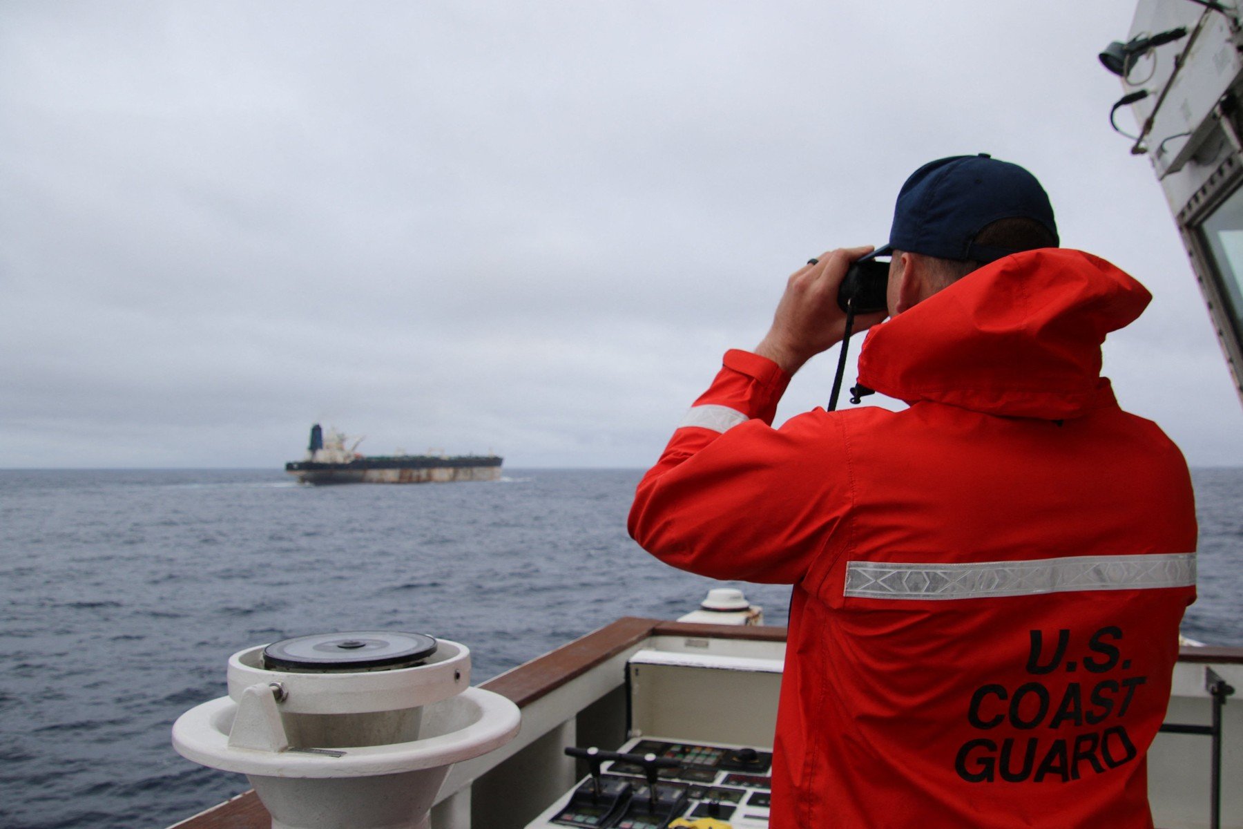 Armata americană a interceptat joi un petrolier supus sancțiunilor în apele din Marea Caraibilor, într-un nou pas în campania dură de presiune exercitată împotriva Venezuelei