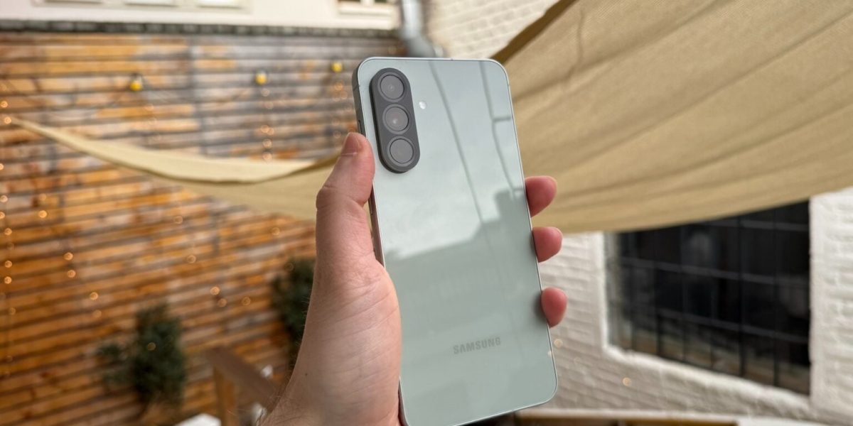 samsung-a57-design-specificatii.jpg - JurnalUrban