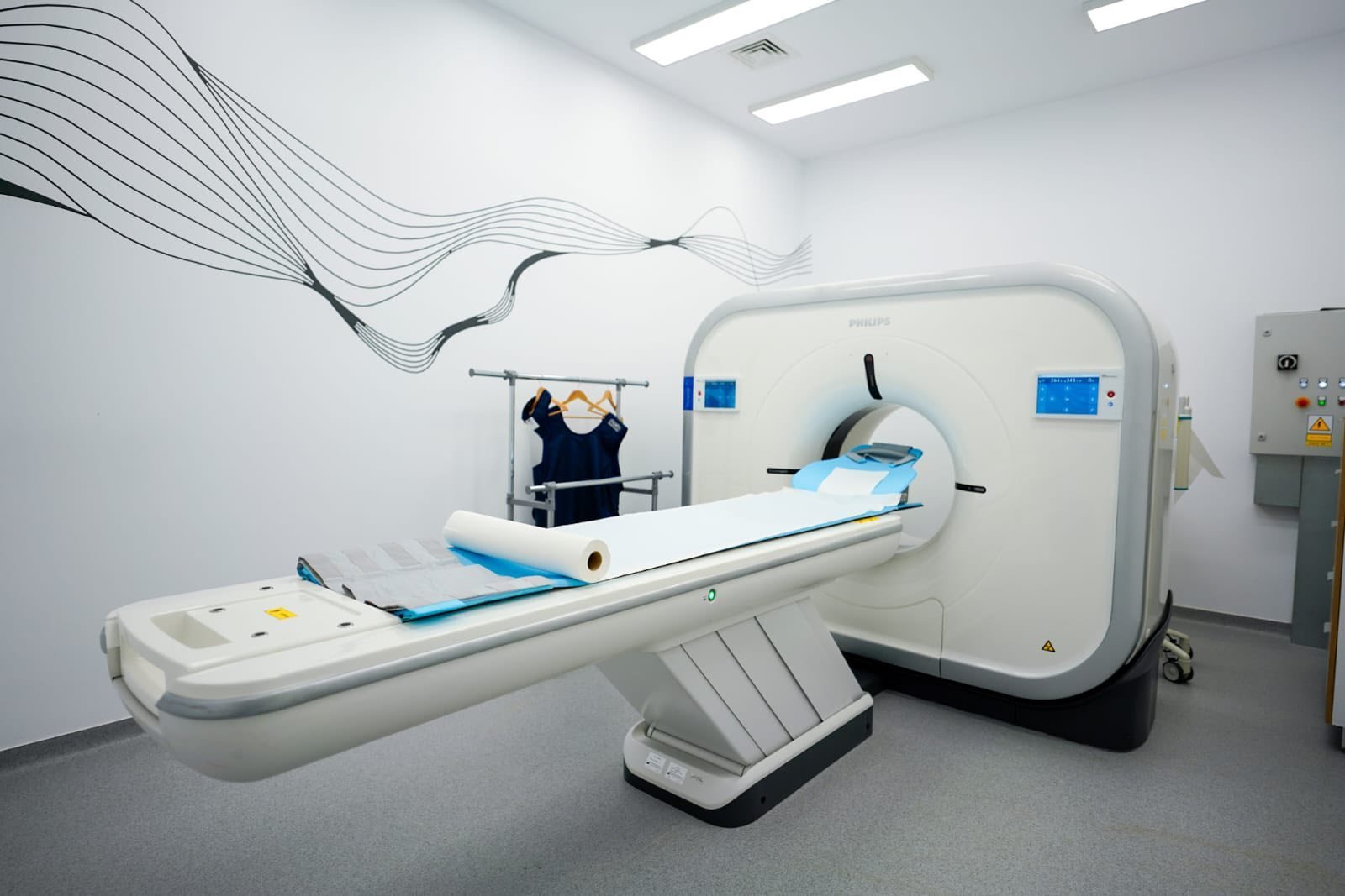 Casa Națională de Asigurări anunță reformarea sistemului după acuzațiile despre medici radiologi care vând parafe la private