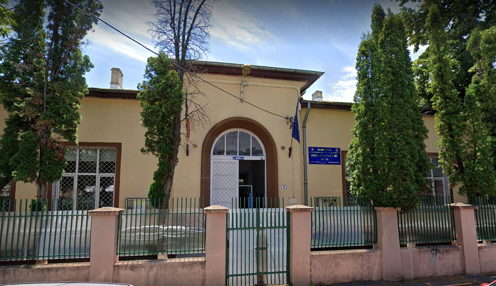 Sector 6: Școala istorică demolată la un preț cu 100.000 euro mai mic, contract semnat de Crăciun și Revelion