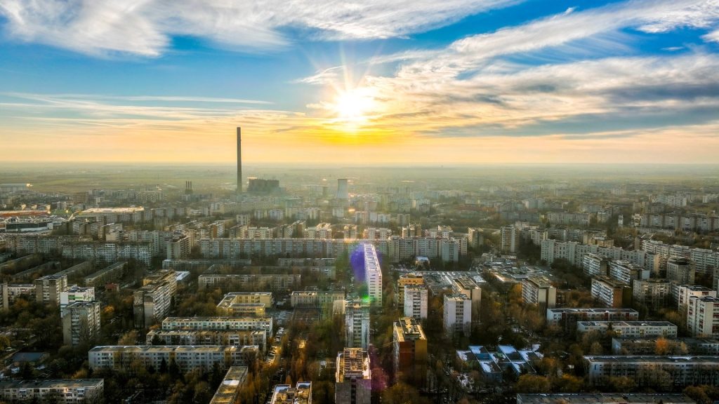 Impozitele locale din București se vor scumpi semnificativ în 2026, în aproape toate cazurile, iar diferențele dintre proprietari vor deveni tot mai vizibile, în funcție de zona în care se află locuința și de vechimea clădirii
