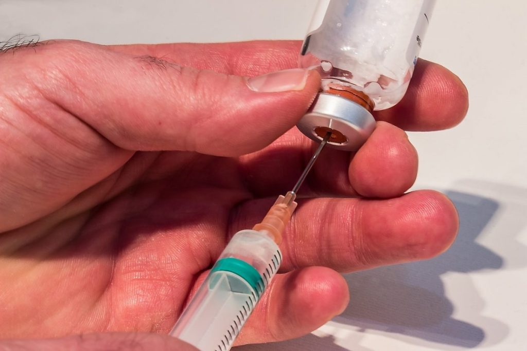 Un fost asistent medical din vestul Germaniei, condamnat anterior pentru uciderea a 10 pacienți, riscă să fie implicat în alte peste 100 de decese, conform celor mai recente declarații ale autorităților