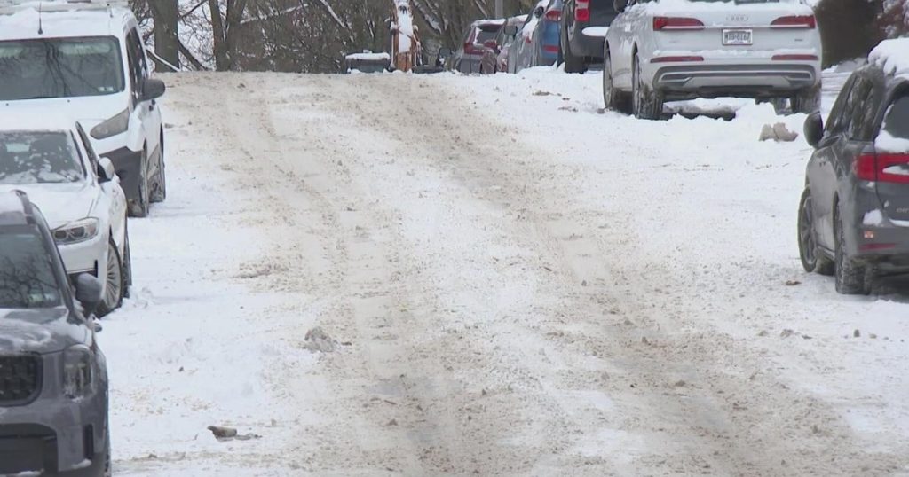 Îngrijorare în Pittsburgh: Iarna își face simțită prezența cu ninsori abundente Pittsburghul se pregătește pentru o revenire dramatică a vremii de iarnă, cu ninsori prognozate în următoarele zile
