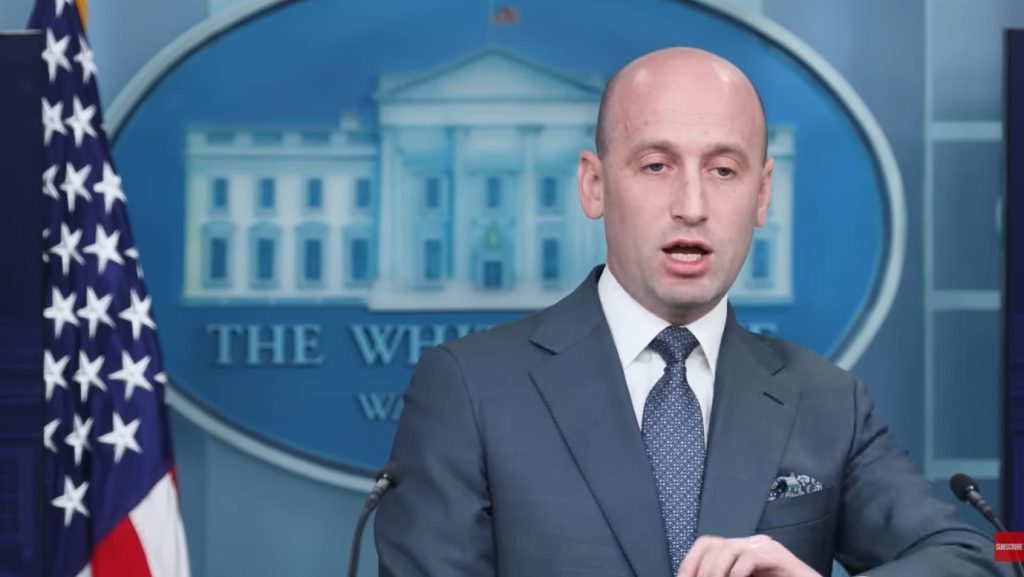Consilier al lui Trump admite că agenți federali din Minneapolis au putut încălca protocolul în uciderea unui protestatar
