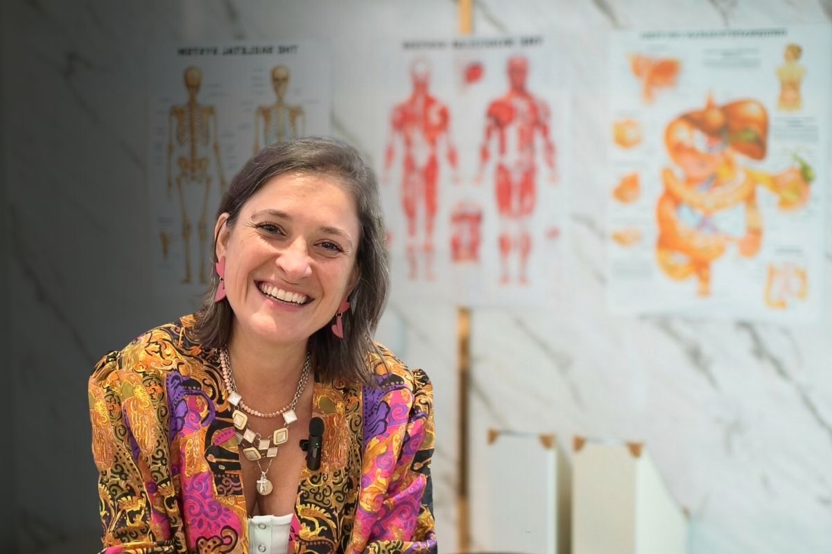 Tania Ion: de la tradițiile românești la stilul de viață din Barcelona, în căutarea echilibrului între sănătate și autenticitate Cu o experiență de peste 30 de ani în domeniul sănătății holistice și o perspectivă globală asupra stilului de viață, Tania Ion a ajuns să își croiască drumul în Barcelona, după ce și-a petrecut o parte semnificativă a vieții în România și Canada