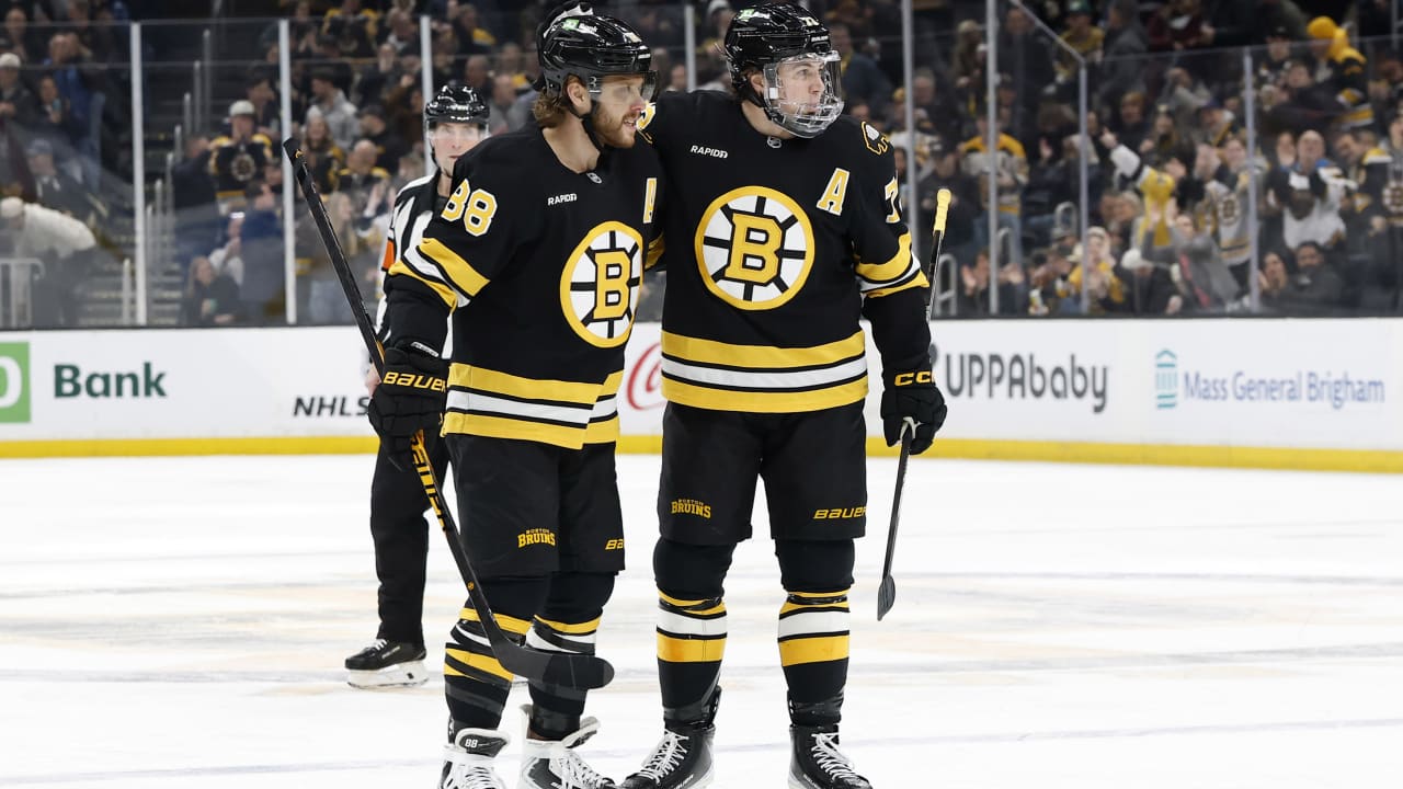 Boston Bruins învinge Vegas Golden Knights într-un meci dramatic în NHL Boston Bruins a reușit o victorie convingătoare în fața echipei Vegas Golden Knights, impunându-se cu 4-3 în cadrul unui meci electrizant disputat la TD Garden