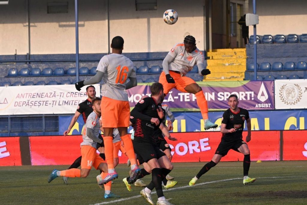 Metaloglobus suferă o nouă înfrângere, Oțelul Galați se impune cu 1-0 Oțelul Galați a obținut o victorie prețioasă în deplasare, învingând Metaloglobus cu 1-0, într-un meci disputat zilele acestea la Clinceni