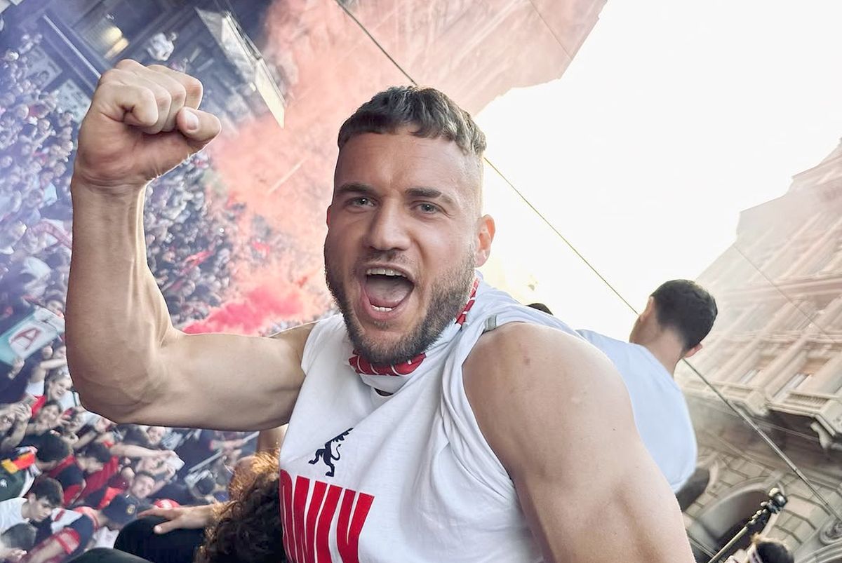 George Pușcaș, noul atacant al lui Dinamo București George Pușcaș, internaționalul român de 29 de ani, a ajuns la un acord cu Dinamo București pentru un contract pe un an și jumătate