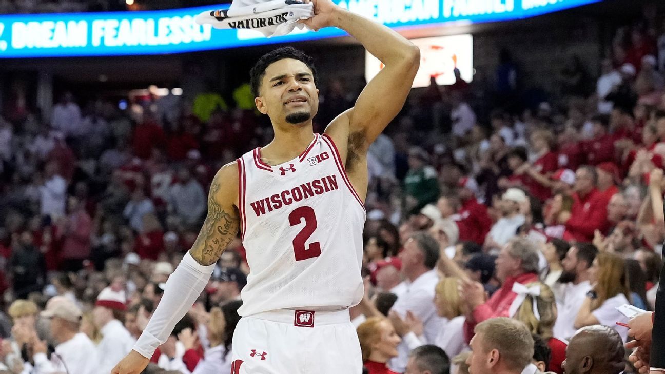 Victorie răsunătoare pentru Wisconsin: 92-71 împotriva lui Michigan State Nick Boyd a strălucit vineri seara, reușind 29 de puncte și contribuind decisiv la victoria categorică a echipei Wisconsin, care a învins Michigan State cu 92-71, în cadrul unui meci din Big Ten