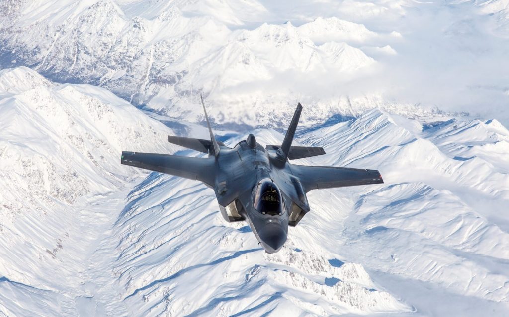 Avertisment fără precedent din partea oficialilor militari ai Germaniei și Regatului Unit: Europa trebuie să-și intensifice eforturile militare pentru a preveni un conflict cu Rusia Într-un gest rar pentru nivelul său oficial, șefii apărării din Germania și Regatul Unit au lansat un apel public către întreg continentul european, solicitând o creștere semnificativă a cheltuielilor pentru apărări naționale